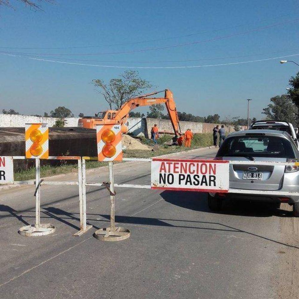 El entubado del zanj�n y la red de gas se concretan en barrio Cabal