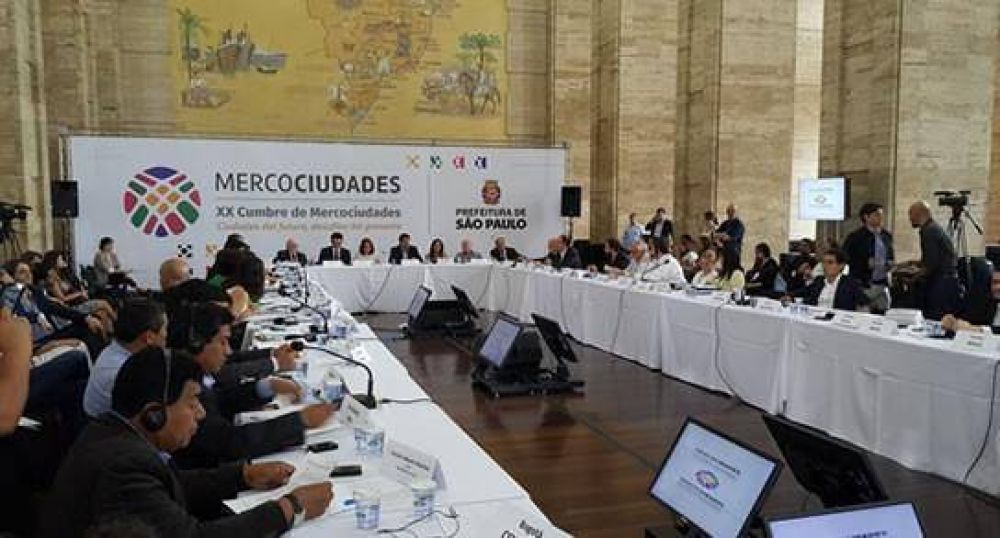 Se desarrolla el seminario Cumbre de Mercociudades