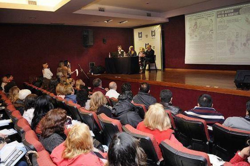 Se realiz� la jornada �Tierra, Vivienda y Justicia Social�