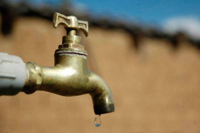 11 barrios de la zona sur de Comodoro estar�n sin agua por 36 horas