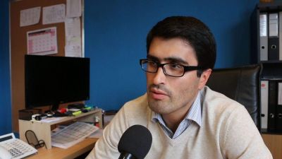 �Buscan ahogar financieramente al Municipio de R�o Grande�, advirti� el contador Bahamonde