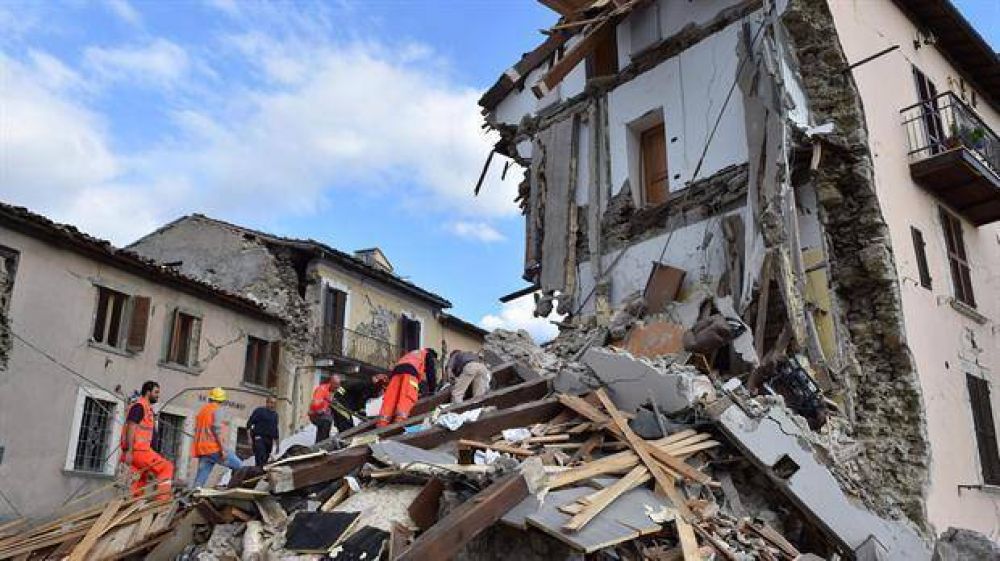 Dolor e indignaci�n en Italia: denuncian que las construcciones deb�an estar preparadas para soportar sismos