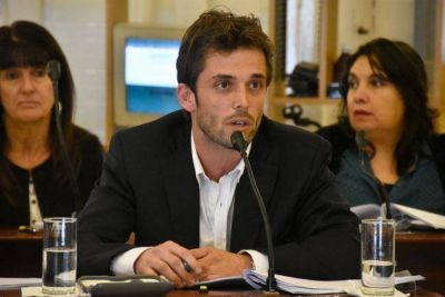 �Altolaguirre debe recorrer �l la ciudad�