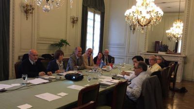 T�nel de Agua Negra: postergan el lanzamiento de la precalificaci�n para empresas