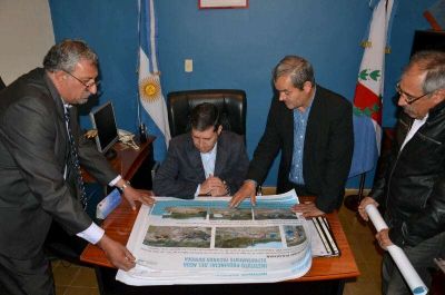 Casas concret� intensa gira de trabajo en Juan Facundo Quiroga