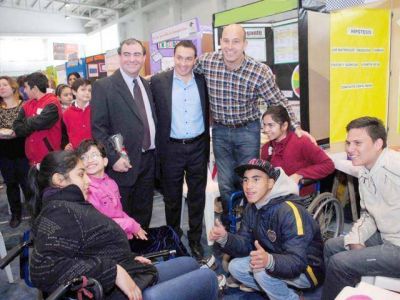 El Intendente particip� de la Feria Regional de Educaci�n