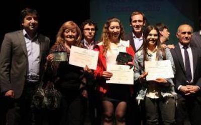 Garro y Salvador encabezaron reconocimiento a mujeres platenses