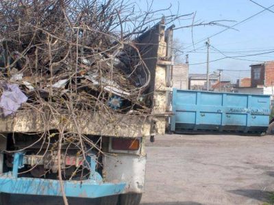Tareas de limpieza en basural