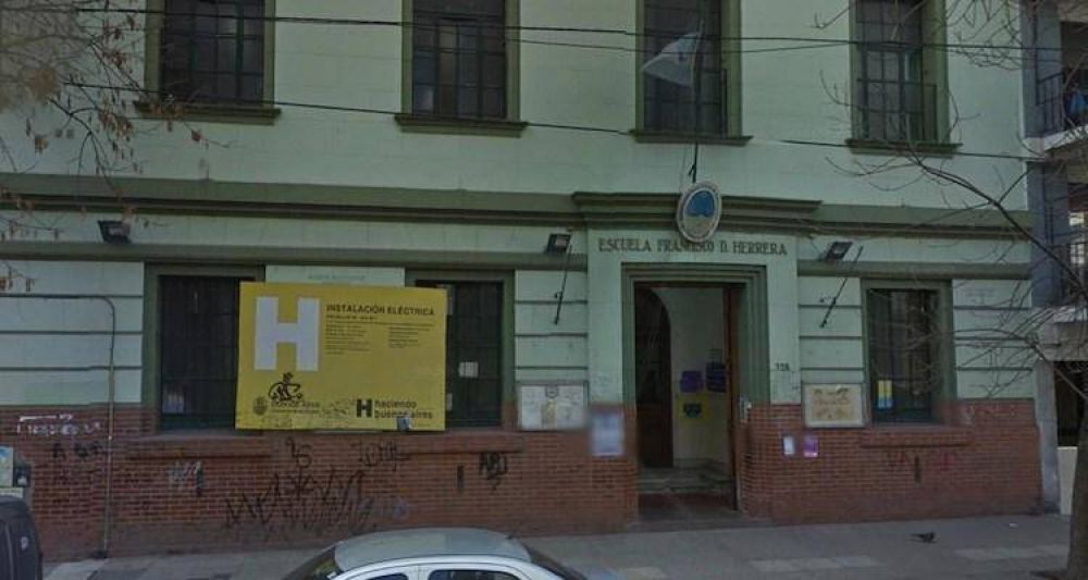 Frenan el cambio a jornada doble de una escuela del barrio de Villa Crespo