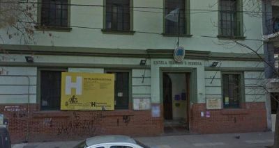 Frenan el cambio a jornada doble de una escuela del barrio de Villa Crespo