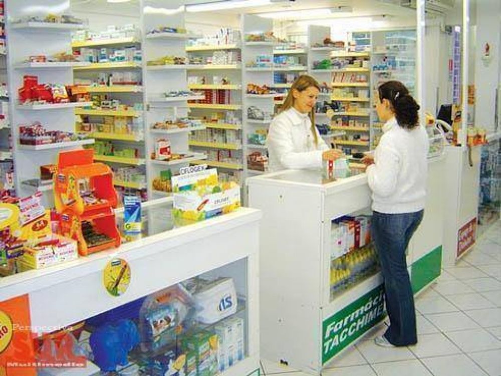 Farmacias dejan de atender a jubilados por deudas impagas de Pami