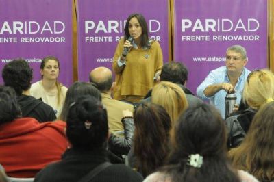 Malena Galmarini advirti� que la demanda en los comedores de barrio 