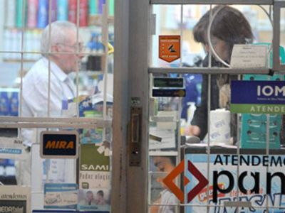 Farmacias advierten sobre la deuda del PAMI