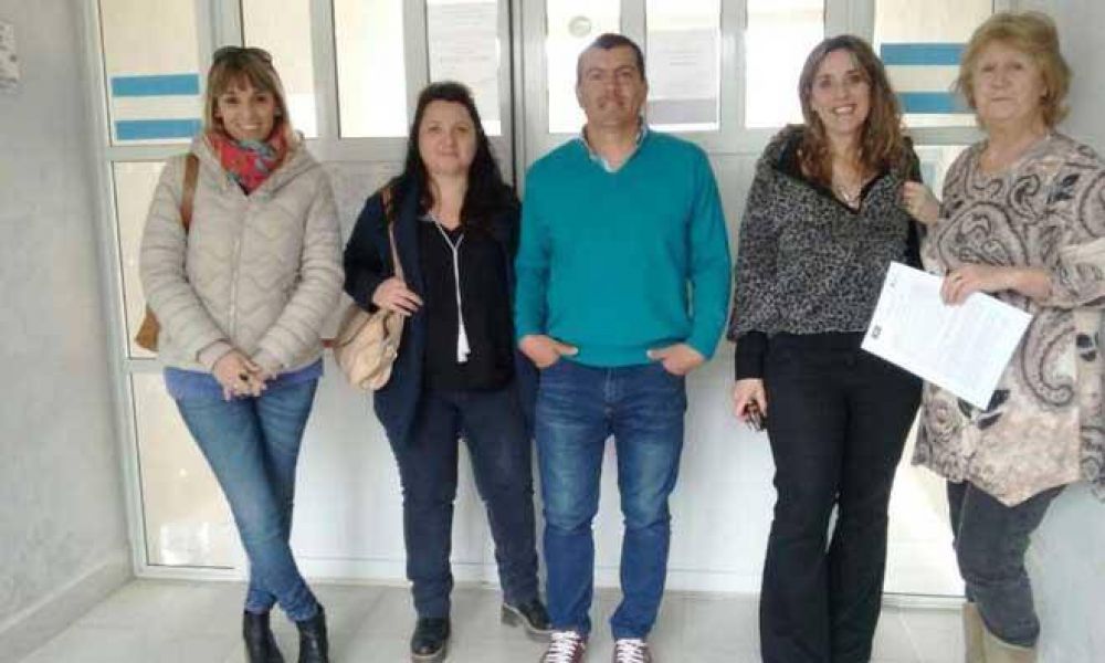 Consejeros escolares visitaron establecimientos de Cascallares