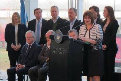 La gobernadora particip� del lanzamiento del plan nacional