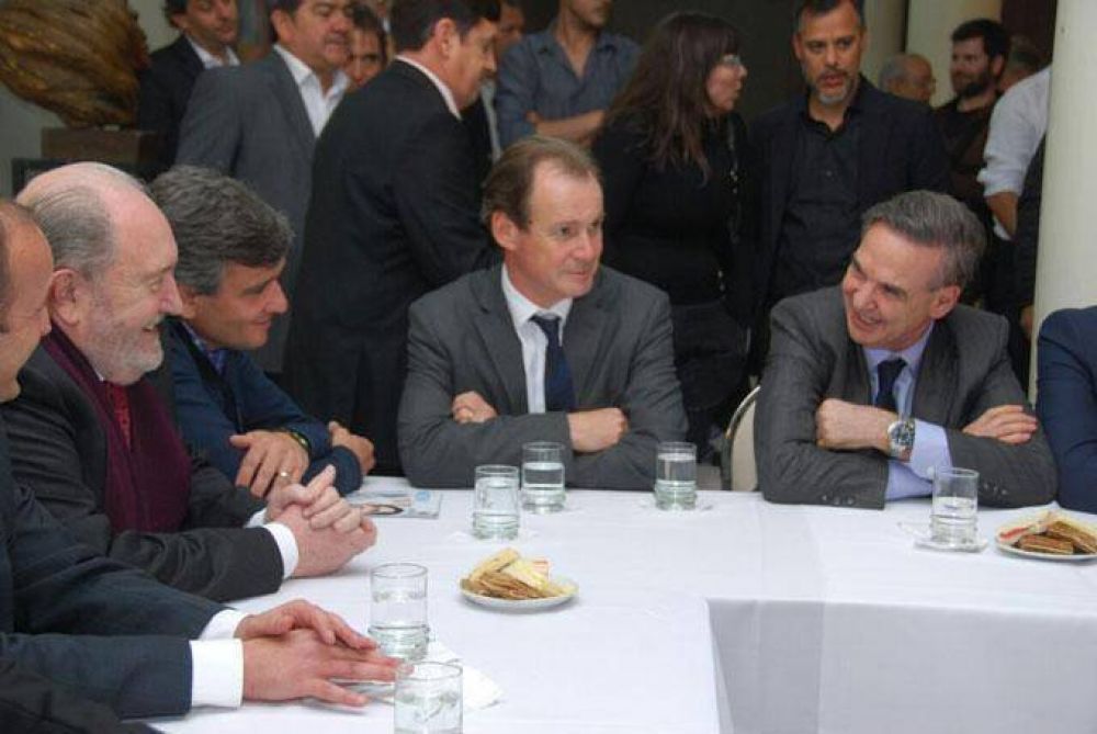 �Queremos ayudar al Gobierno Nacional pero sin dejar de ser peronistas�