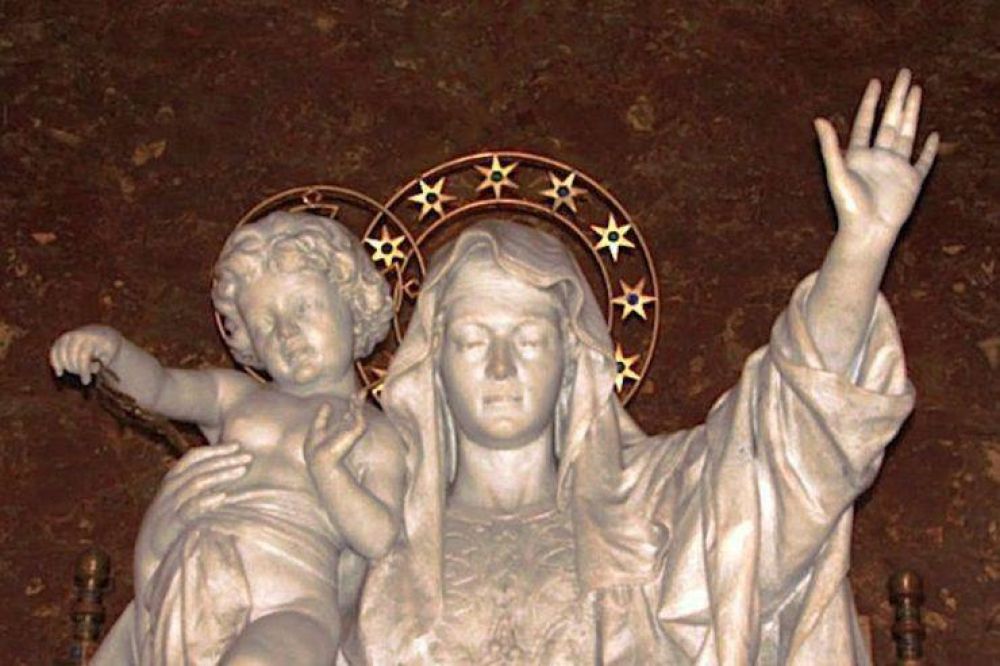 Francisco encomienda a la Virgen Mar�a el proceso de paz en Colombia