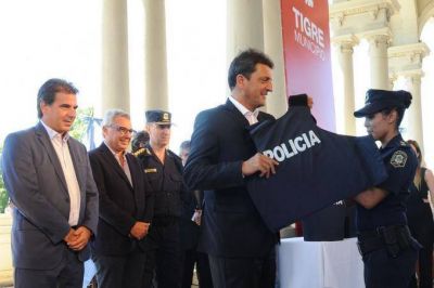 Massa se meti� en el debate provincial y pidi� �dividir� a la Polic�a Bonaerense