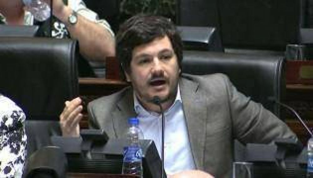 Nosiglia: �La Ciudad necesita un nuevo modelo educativo�