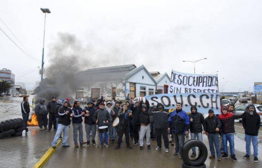 Luego de 17 d�as, el SOUCCh levant� el piquete en el puerto