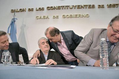Arcioni valor� que las obras a ejecutarse hayan surgido del consenso entre la Provincia y los intendentes