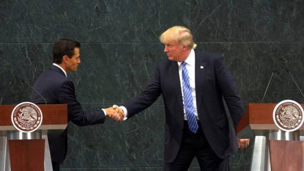 De visita en Mxico, Trump defendi el polmico muro en la frontera