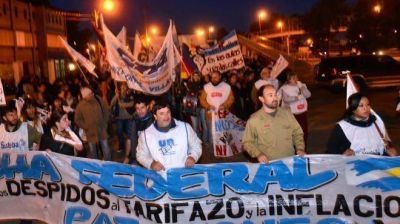 Marcha Federal: nutrida convocatoria en la capital rionegrina