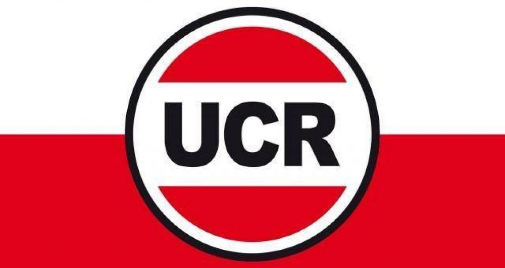 Para Caraballo �la UCR paso de ser un partido de masas a agencia de colocaci�n de gerentes�
