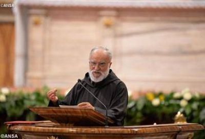 �Rezar por la creaci�n o rezar con la creaci�n?, homil�a del padre Raniero Cantalamessa