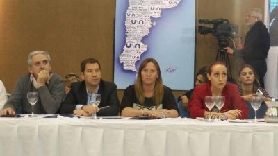 Meoni y Arata abogaron por una oposici�n constructiva al concurrir al encuentro