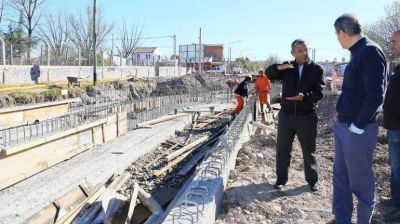 Aceleran la obra del desag�e en el oeste