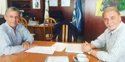 Quiroga y Sobisch, algo m�s que un saludo protocolar