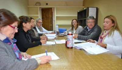 Citan al ministro de Salud Figueroa Castellanos para la pr�xima semana