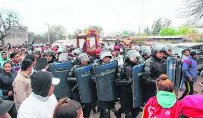 San Gil convoc� a m�s de 25 mil fieles y devociones