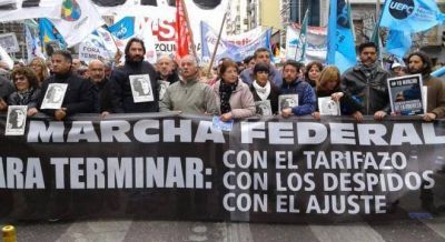 Caos en el centro porte�o por la Marcha Federal