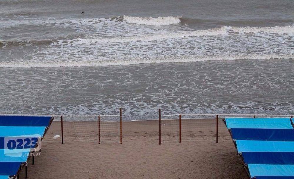 Playa p�blica: �Los balnearios no nos fuimos para adelante, lo que falta es arena�