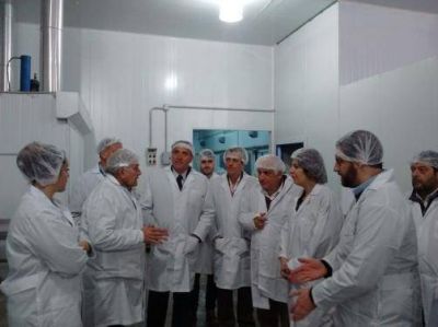 De Rosa recorri� la empresa Fr�o Polar ayer