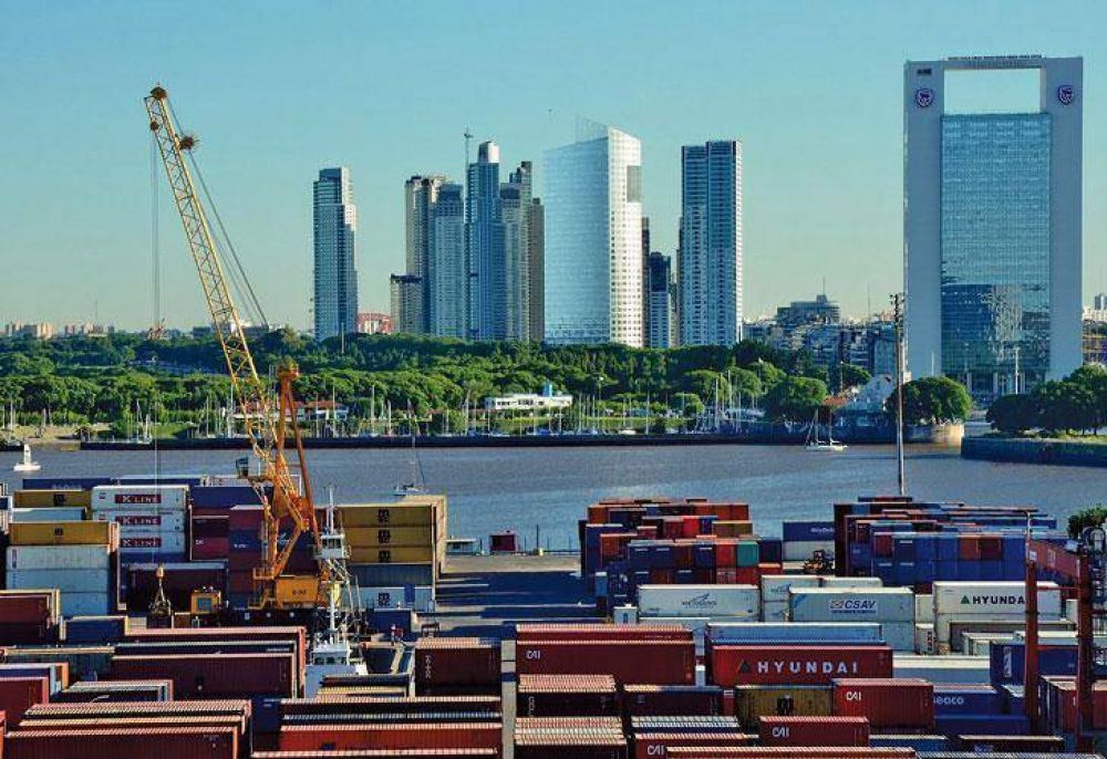 Aduana: van a abrir 300 containers y llamar�n a declarar a m�s de 70 imputados