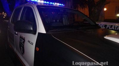 Fiesta electr�nica: cuatro aprehendidos por apedrear a la polic�a