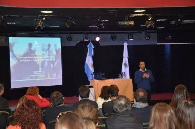 Miguel Brechner present� el Plan Ceibal, su pedagog�a y uso de la tecnolog�a