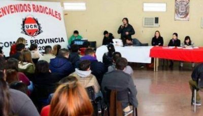 Radicales aseguran que Cambiemos en Catamarca es PRO-FV