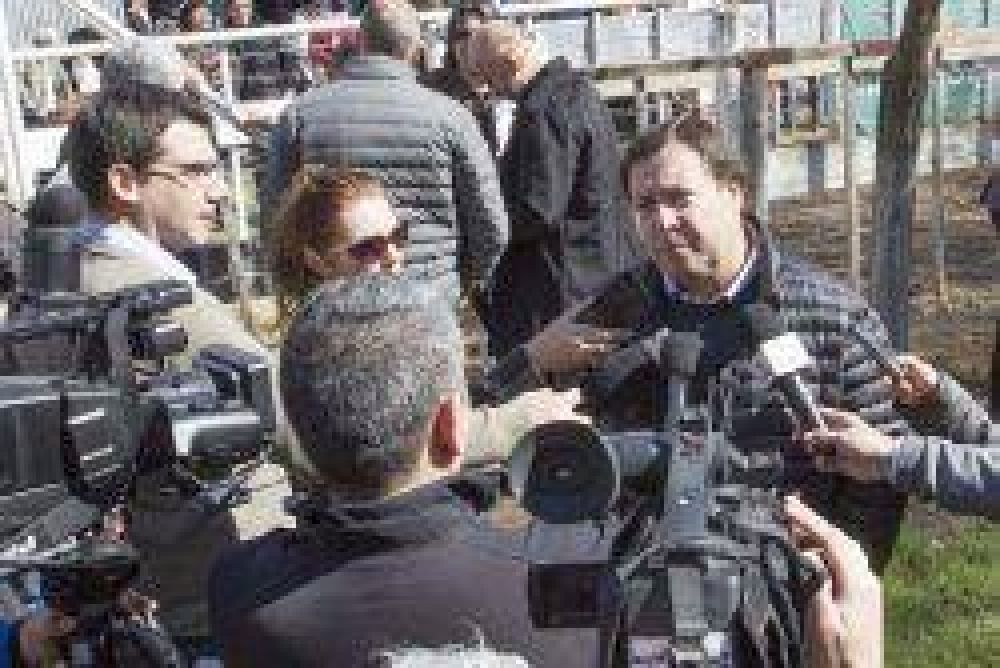 R�o Negro reclamar� ante la Justicia que La Pampa cierre el �Tap�n de Alonso� en el r�o Curac�