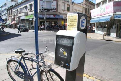 Impulsan subas a las tarifas del estacionamiento medido