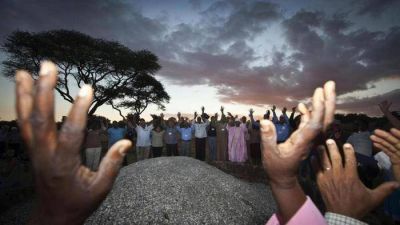Los consagrados laicos frente a los desaf�os de �frica