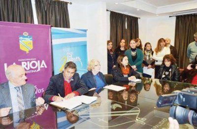 Instalar�n centros comerciales a cielo abierto en esta Capital