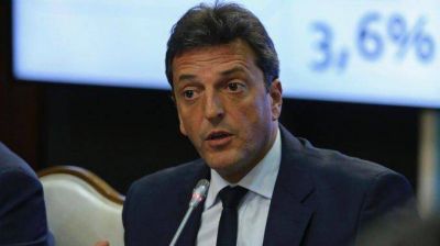 Massa le contest� a Macri por las cr�ticas al plan para frenar las importaciones
