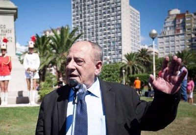 Denuncian que Arroyo usa fondos educativos para 