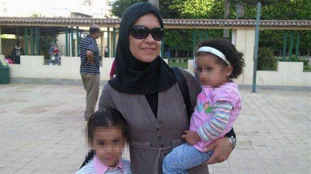 El drama de la mujer varada en Egipto: 