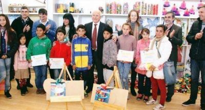 Lifschitz firm� convenio con Unicef