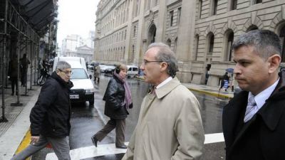 Detr�s del fallo: la falta de factura, el defensor ausente y la apuesta por un club